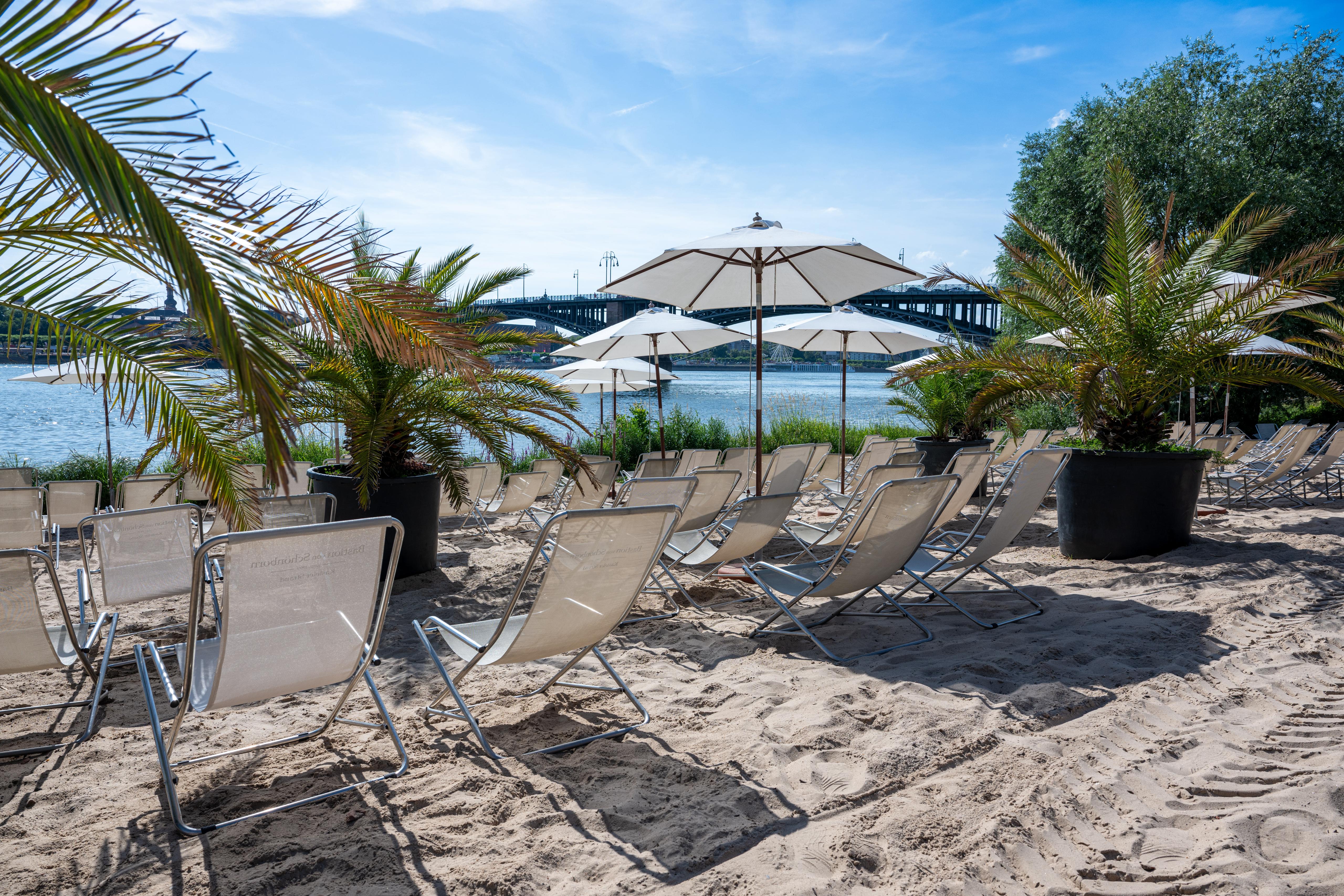 Bastion Schönborn Terrasse mit Blick auf Mainz